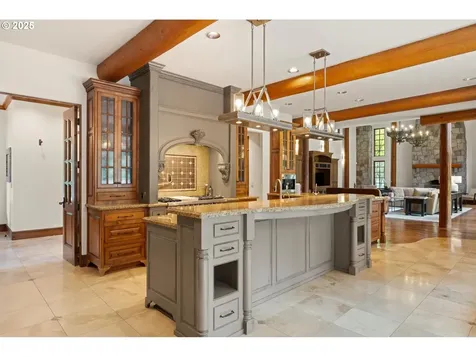 5564 SW Prosperity Park Road Tualatin OR 97062