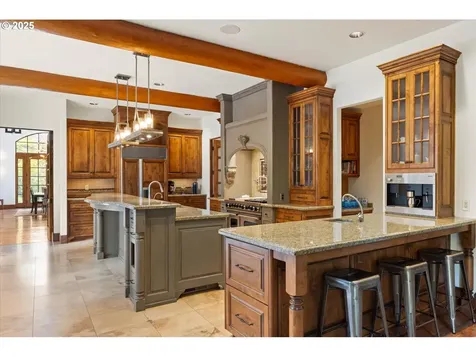 5564 SW Prosperity Park Road Tualatin OR 97062