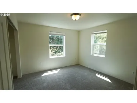 9234 SE Division Street Portland OR 97266