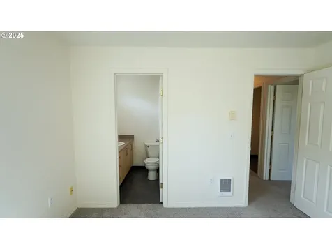 9234 SE Division Street Portland OR 97266