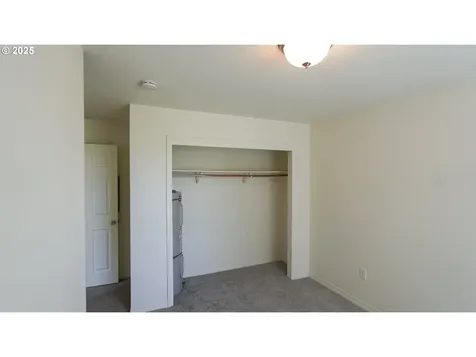 9234 SE Division Street Portland OR 97266