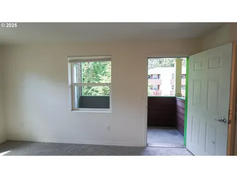 9234 SE Division Street Portland OR 97266