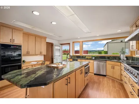 11385 SW Hillsboro Highway Hillsboro OR 97123