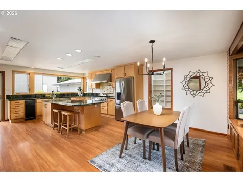 11385 SW Hillsboro Highway Hillsboro OR 97123