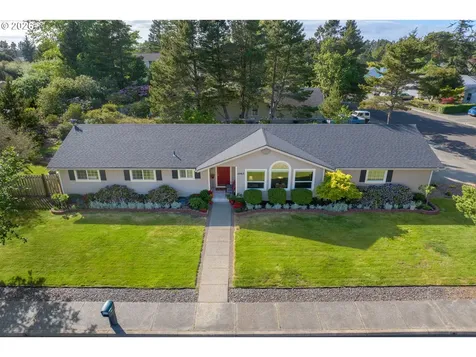 4065 Munsel Creek Drive Florence OR 97439