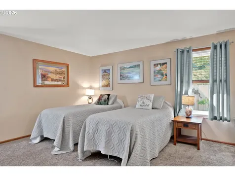 4065 Munsel Creek Drive Florence OR 97439