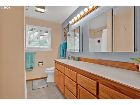 4065 Munsel Creek Drive Florence OR 97439