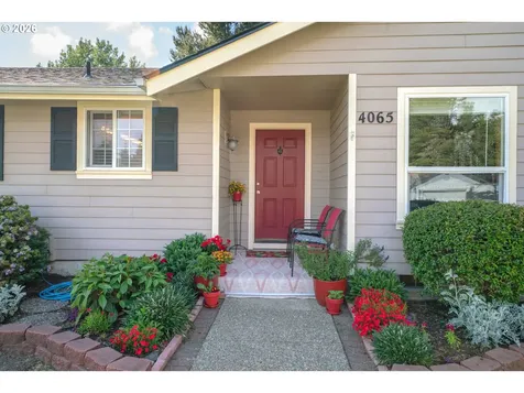 4065 Munsel Creek Drive Florence OR 97439