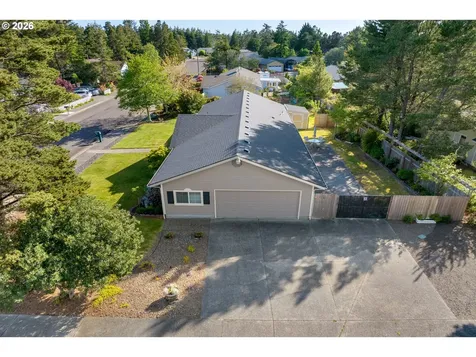 4065 Munsel Creek Drive Florence OR 97439