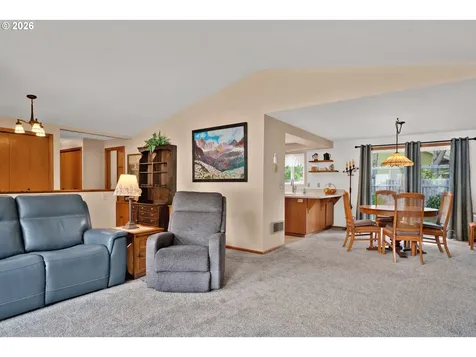 4065 Munsel Creek Drive Florence OR 97439
