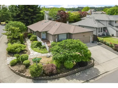 16552 SW Henderson Court Beaverton OR 97007