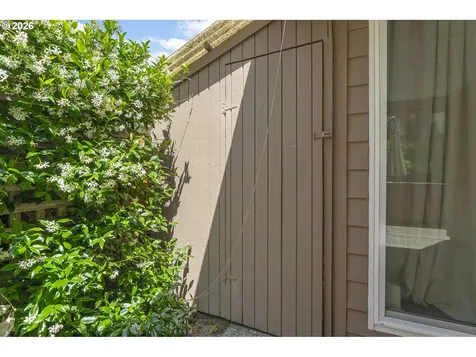 16552 SW Henderson Court Beaverton OR 97007
