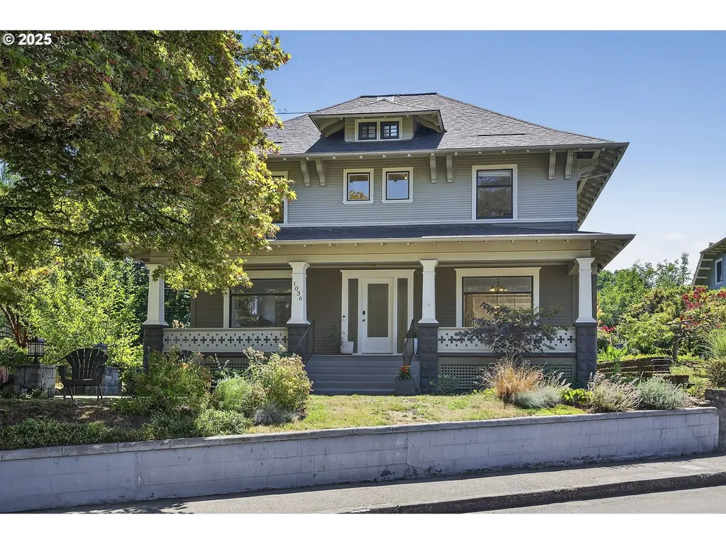 1036 SE Sellwood Boulevard Portland OR 97202