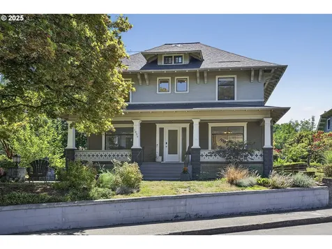 1036 SE Sellwood Boulevard Portland OR 97202