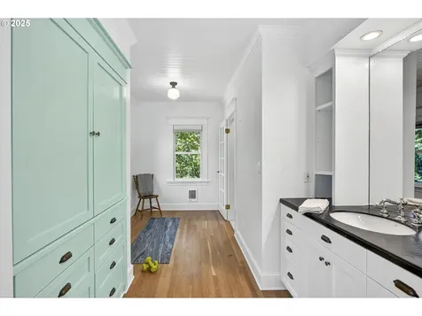1036 SE Sellwood Boulevard Portland OR 97202