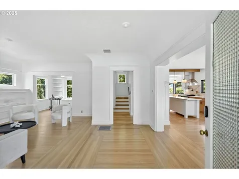 1036 SE Sellwood Boulevard Portland OR 97202