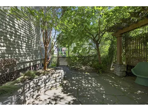 1036 SE Sellwood Boulevard Portland OR 97202