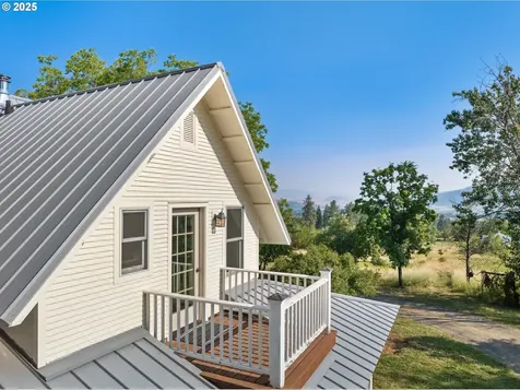 48212 Clear Creek Road Halfway OR 97834