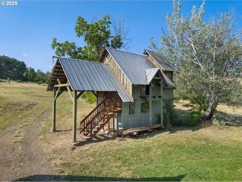 48212 Clear Creek Road Halfway OR 97834