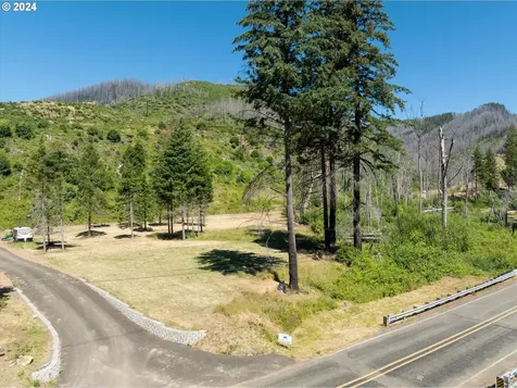 Blue River Road Eugene OR 97401