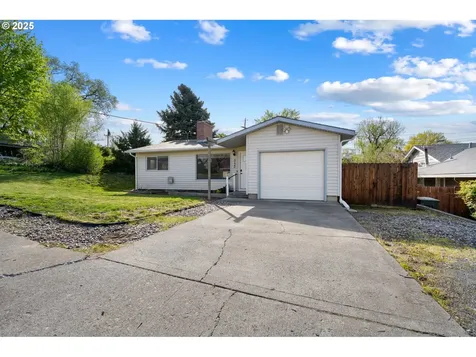 3122 SW Isaac Avenue Pendleton OR 97801