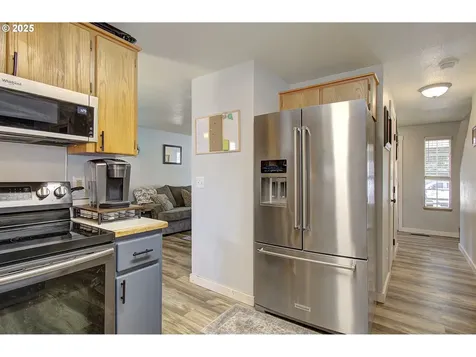 9511 NE 133rd Avenue Vancouver WA 98682