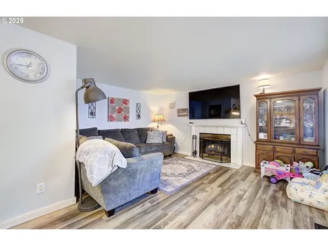 9511 NE 133rd Avenue Vancouver WA 98682
