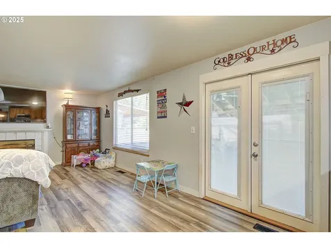 9511 NE 133rd Avenue Vancouver WA 98682