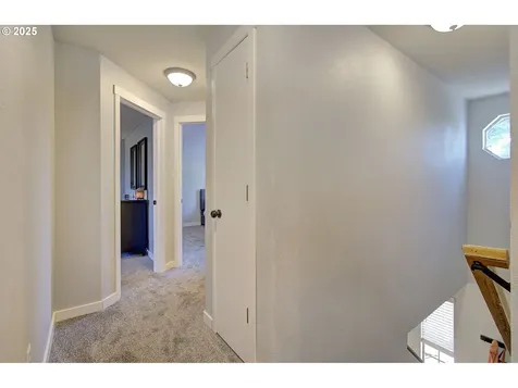 9511 NE 133rd Avenue Vancouver WA 98682