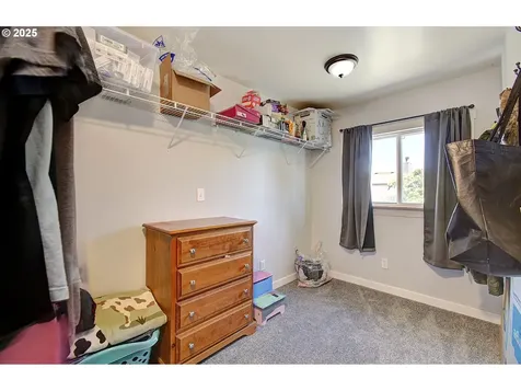 9511 NE 133rd Avenue Vancouver WA 98682