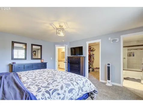 9511 NE 133rd Avenue Vancouver WA 98682