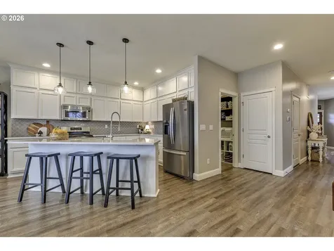 2084 SE 48th Avenue Hillsboro OR 97123