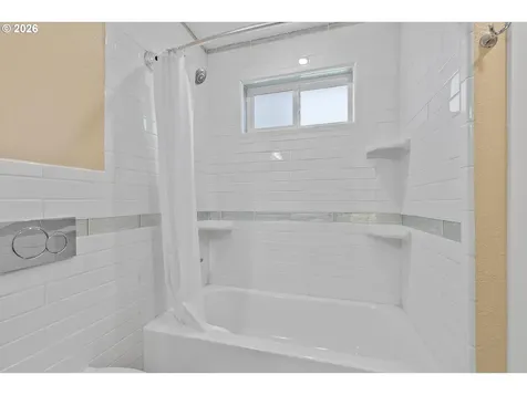 2013 NE 58th Street Lincoln City OR 97367