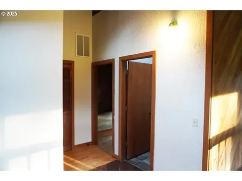 83247 Territorial Highway Eugene OR 97405