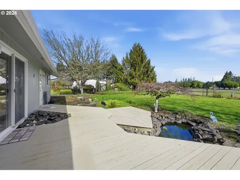 27805 Green Oaks Drive Eugene OR 97402