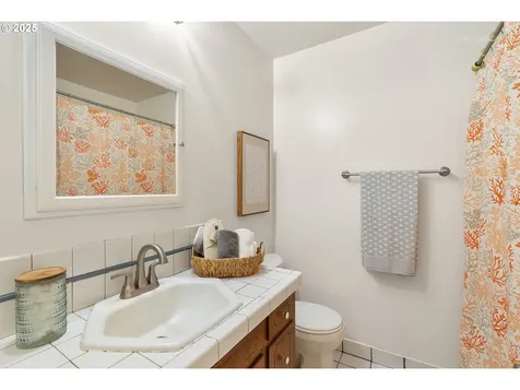 4930 NW 187th Avenue Portland OR 97229