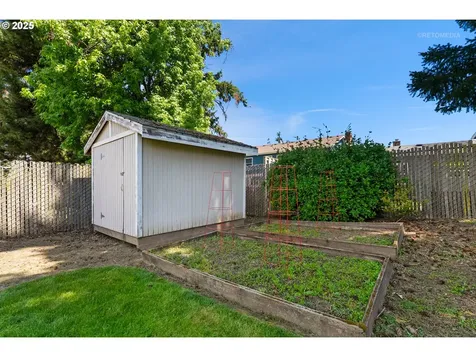4930 NW 187th Avenue Portland OR 97229