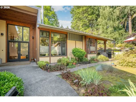 9310 SW 8th Drive Portland OR 97219