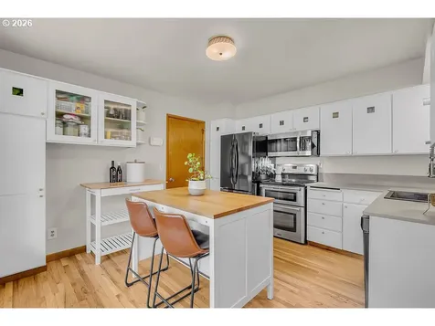 13417 SW 61st Avenue Portland OR 97219