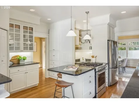 2722 NE 22nd Avenue Portland OR 97212