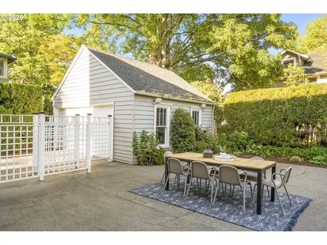 2722 NE 22nd Avenue Portland OR 97212
