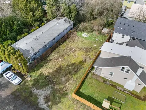 9165 NE Oregon Street Portland OR 97220