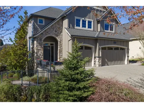 2545 NW 12th Circle Camas WA 98607