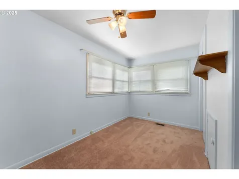 1740 NW Lynwood Street Roseburg OR 97471