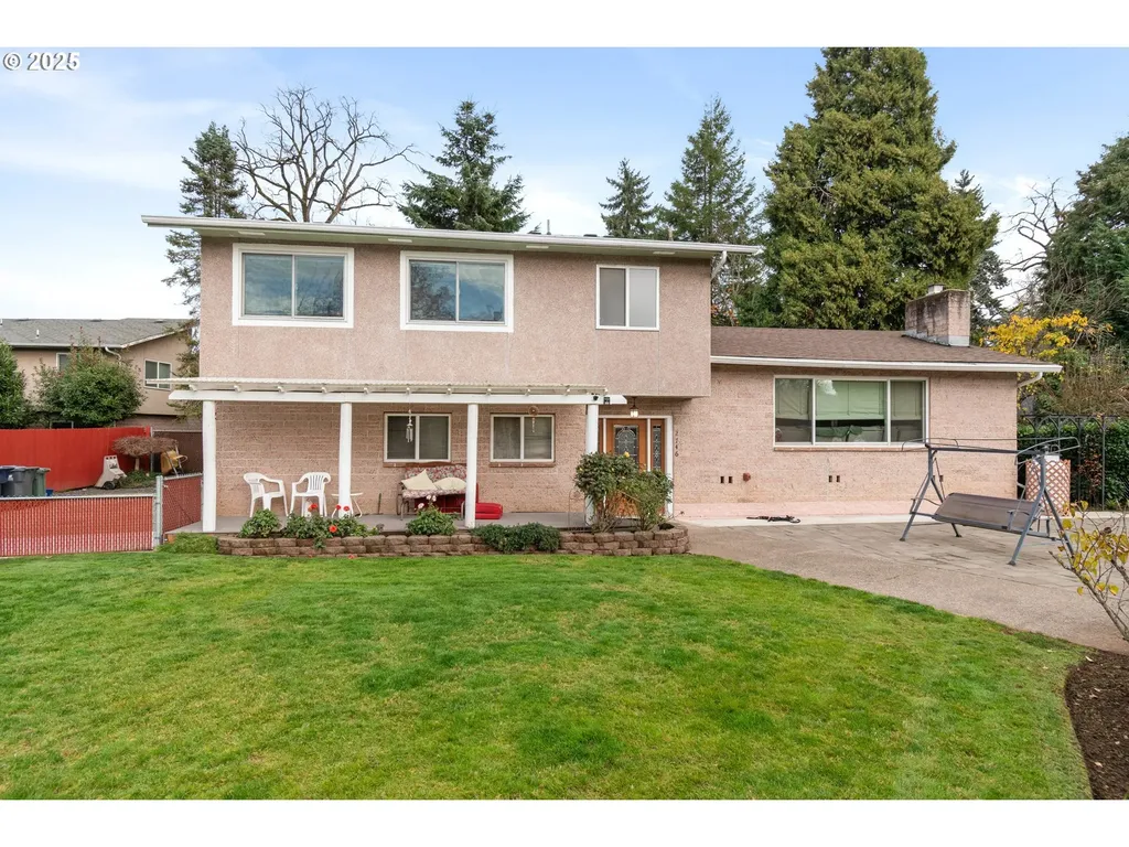 2746 Harlow Road Eugene OR 97401