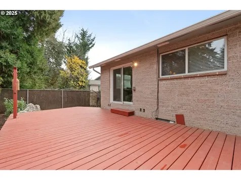 2746 Harlow Road Eugene OR 97401