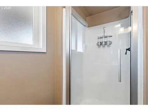 2025 NW Delridge Avenue Roseburg OR 97471
