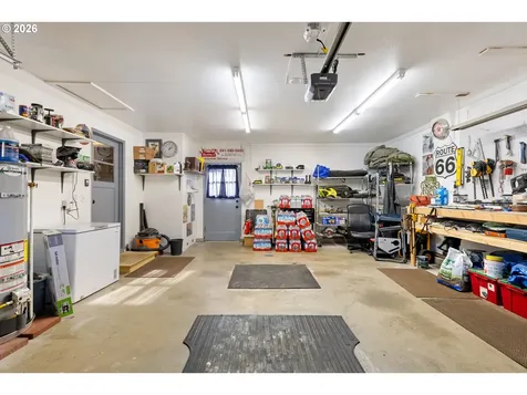 2025 NW Delridge Avenue Roseburg OR 97471