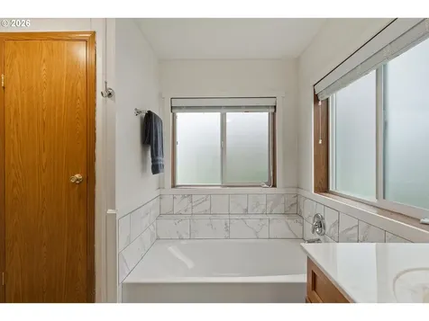 1145 SW Cypress Street Mcminnville OR 97128