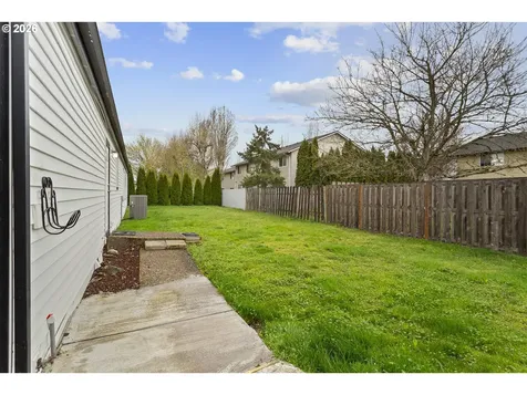1145 SW Cypress Street Mcminnville OR 97128